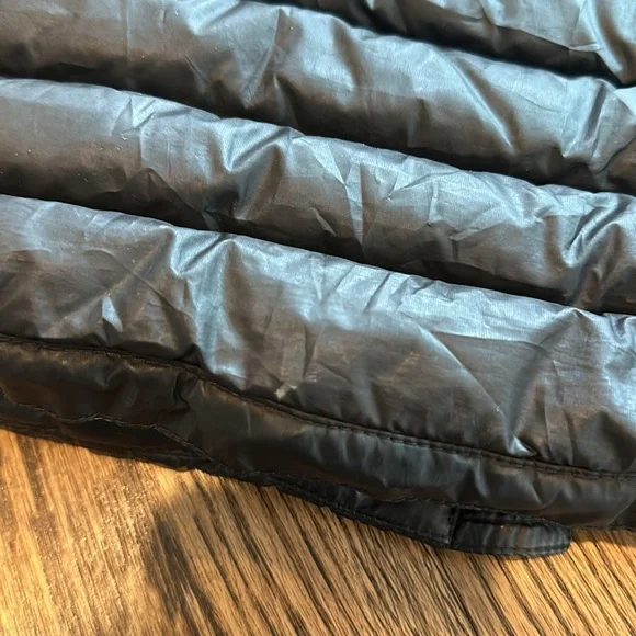 Burberry coat - Picture 9 of 9